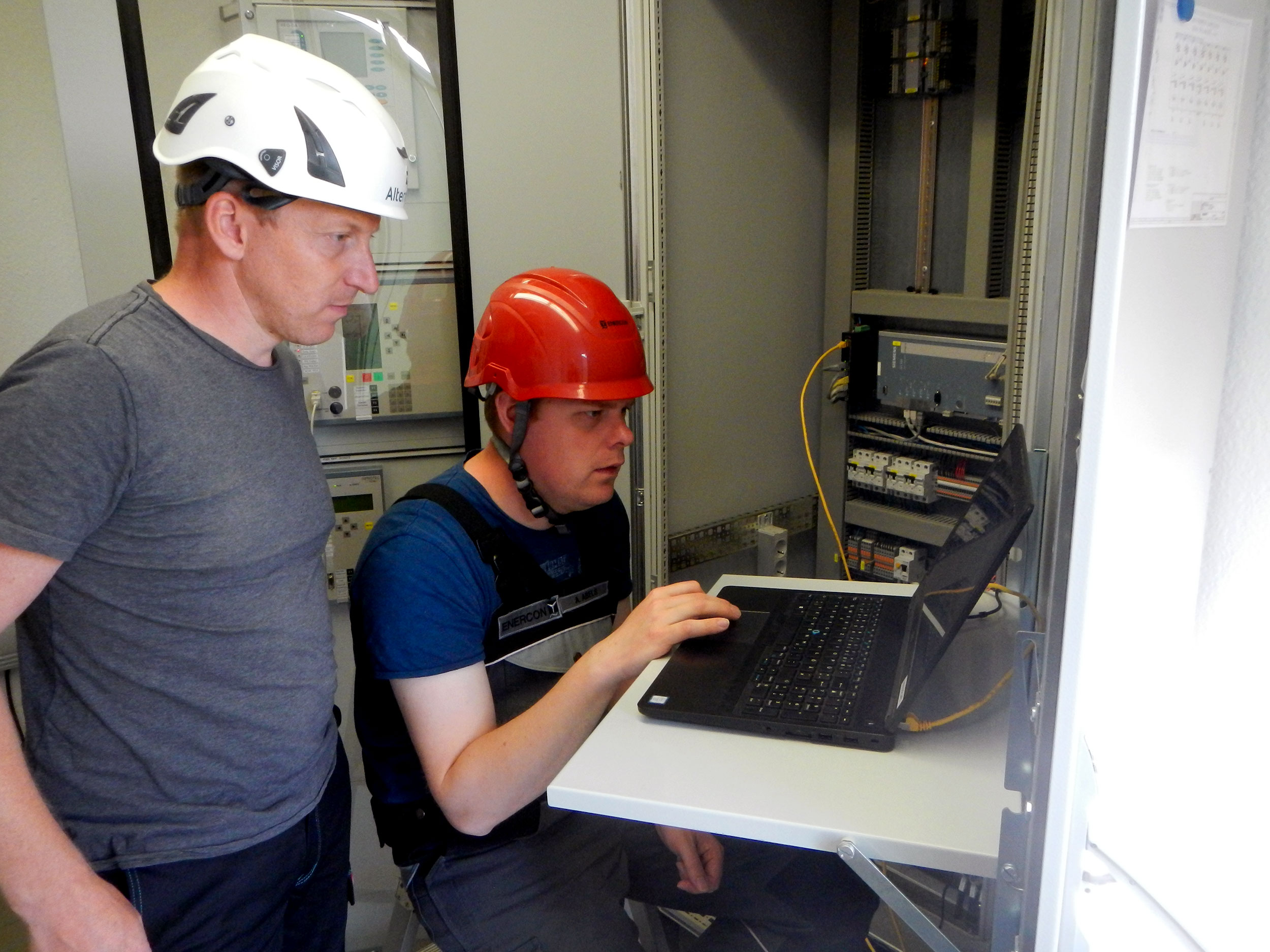 Feldtest im Umspannwerk Kümbdchen